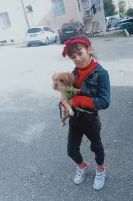 Eslem E., 10 yaşında, Aydın