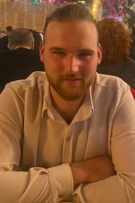 Oğuzhan Y., 24 yaşında