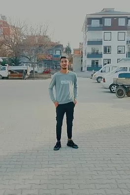 Baris A., 24 yaşında, Afyonkarahisar