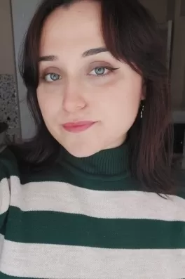 Ilayda K., 21 yaşında, İzmir