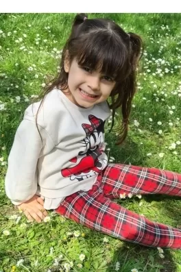 Ebrar A., 7 yaşında, İstanbul