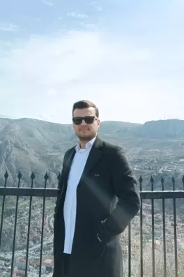 Furkan Ö., 24 yaşında, İstanbul