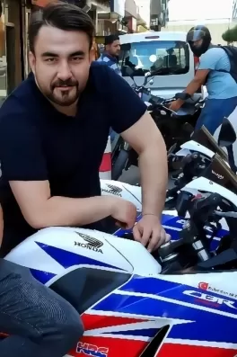 Mustafa D., 33 yaşında, İstanbul