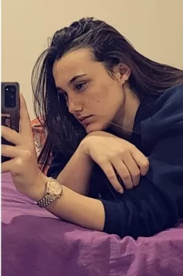 Aylin I., 22 yaşında, İstanbul