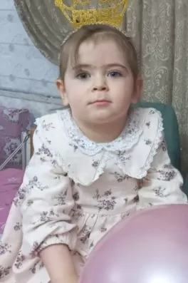 İris M., 6 yaşında, İzmir