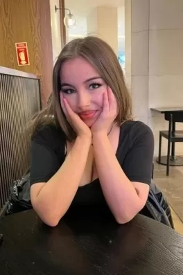 Gülen Ö., 17 yaşında, İstanbul
