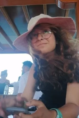 Ayşe Y., 14 yaşında, İstanbul