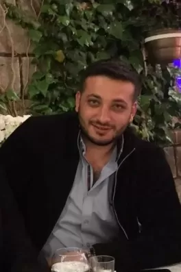 Oktay Y., 33 yaşında