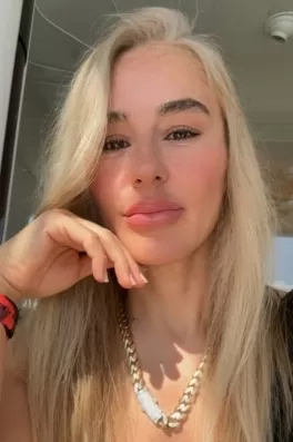 Alev Ş., 45 yaşında, Antalya
