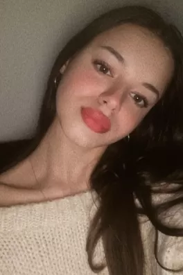 Melike Ö., 21 yaşında, Sakarya