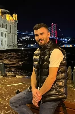 Seçkin T., 28 yaşında, İstanbul