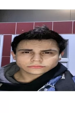 Emre B., 24 yaşında, Bursa