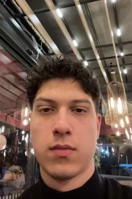 Kerem Ö., 22 yaşında, İstanbul