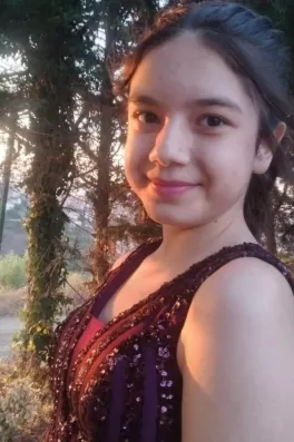 Öykü Y., 18 yaşında, İstanbul