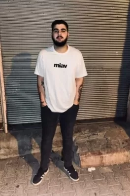 Deniz G., 20 yaşında