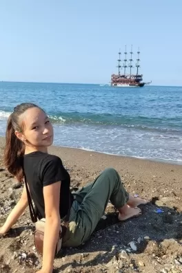 Azra A., 18 yaşında, Düzce