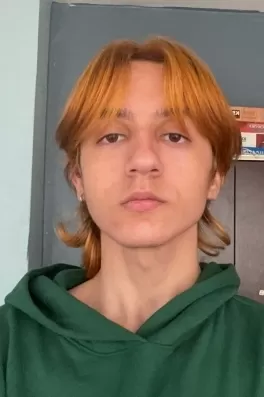 Deniz Y., 21 yaşında, Eskişehir