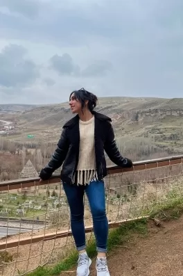 Arzu B., 21 yaşında, İstanbul
