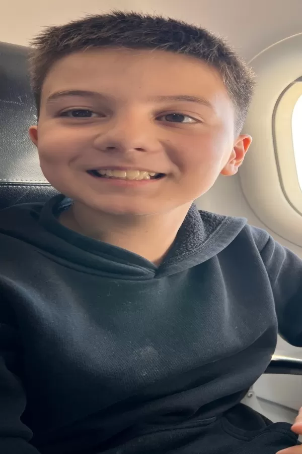 49422