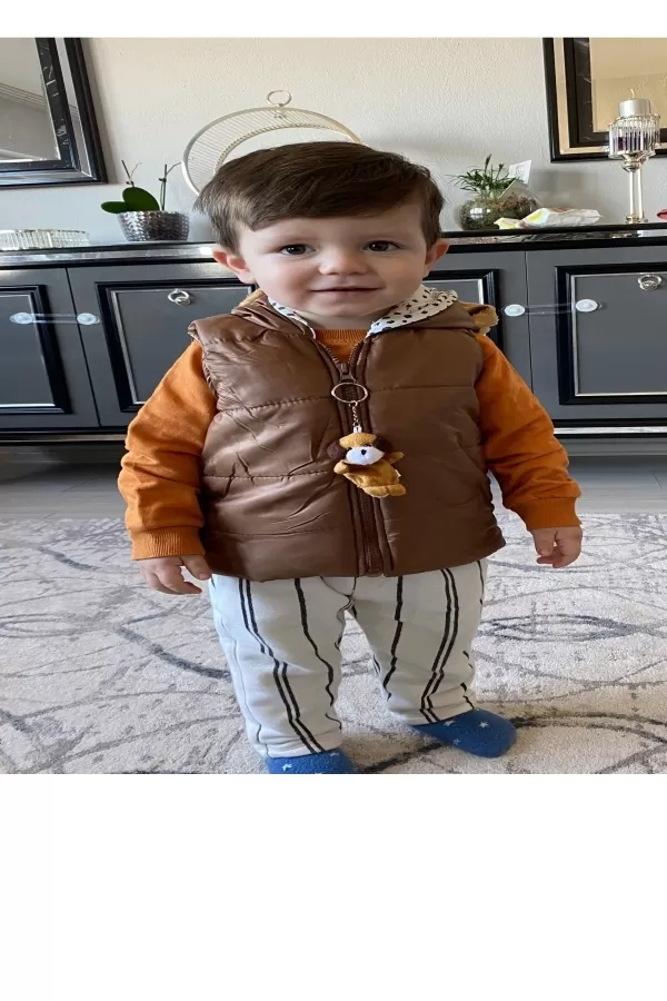 89897