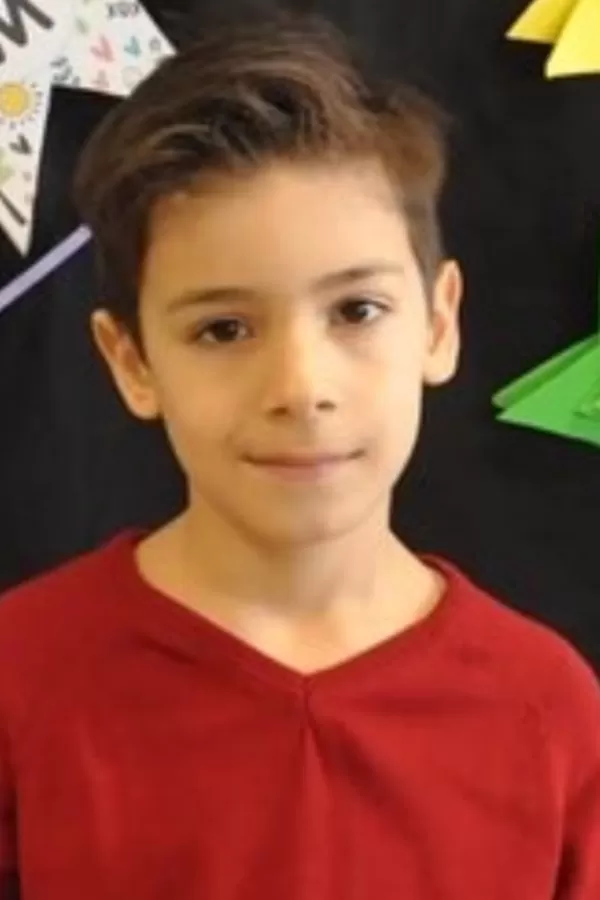 15861