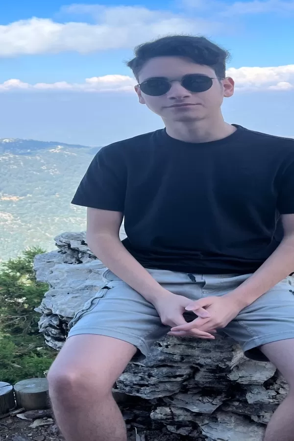 112060