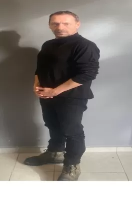Kurter K., 48 yaşında, İzmir