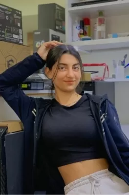 Helin K., 19 yaşında