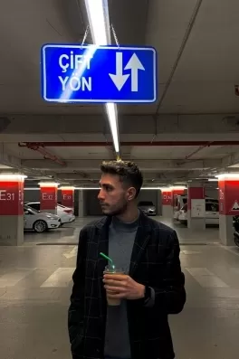 Akın Y., 25 yaşında, Adana