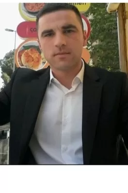 İdris T., 42 yaşında, İstanbul