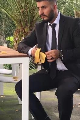 Cüneyt Ş., 33 yaşında, İstanbul
