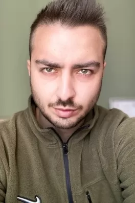 Enes İ., 29 yaşında
