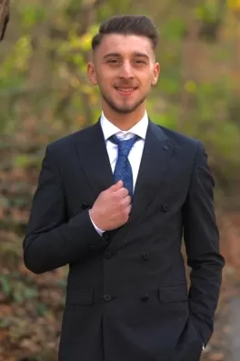 Selim E., 25 yaşında, Trabzon