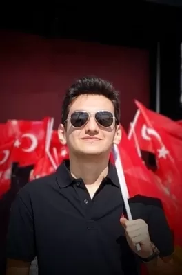 Ufuk K., 23 yaşında