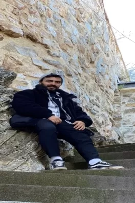 Hacı K., 27 yaşında, İstanbul