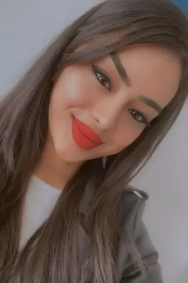 Nazlıcan Ç., 26 yaşında