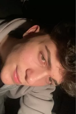 Mert Ö., 18 yaşında, İstanbul