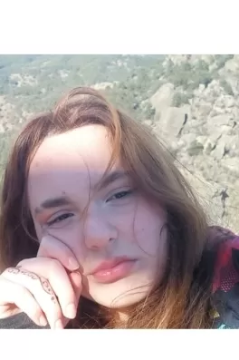 Yasmin K., 16 yaşında, İstanbul