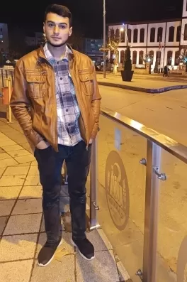 Ramazan A., 23 yaşında, İstanbul