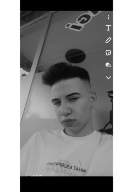Batuhan B., 21 yaşında, Iğdır