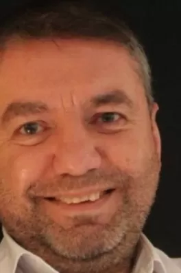 Kemal Ş., 54 yaşında, İstanbul