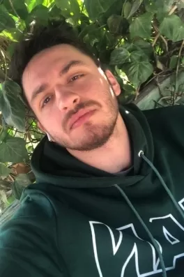 Kaan Ç., 26 yaşında, İstanbul
