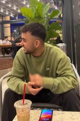 Isa B., 24 yaşında