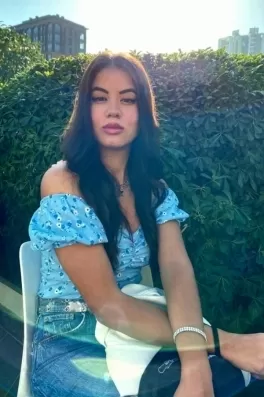Emine A., 22 yaşında, İstanbul