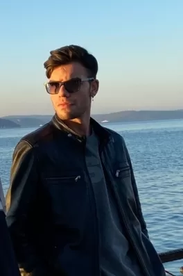 Ali T., 23 yaşında, Çanakkale