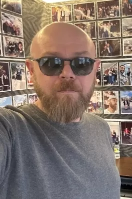 Gökhan G., 48 yaşında, İstanbul