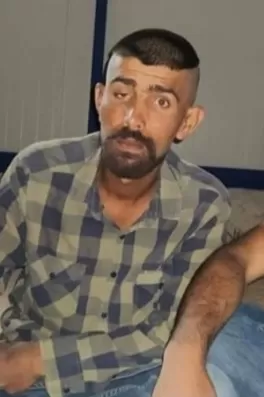 Halil, 29 yaşında, Adana