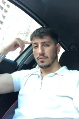 Erdem P., 24 yaşında, İstanbul