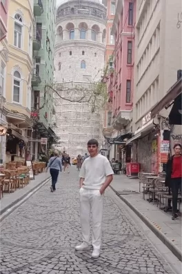 Yıldıray K., 19 yaşında, İstanbul