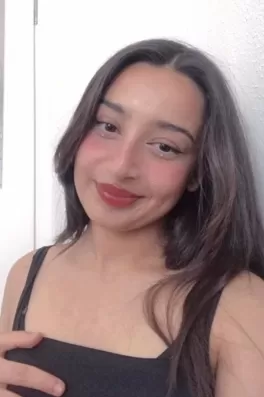 Günel E., 18 yaşında, Çorum